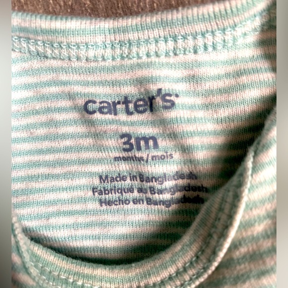 3 Months boy Carters pack! 3 Onesies, 2 piece fall outfit and 1 long sleeve💙🍁 - Picture 12 of 14